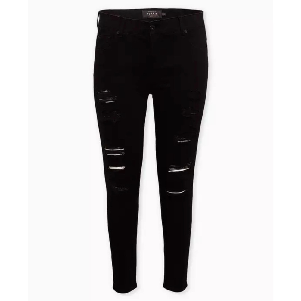 Torrid 16T Bombshell Skinny Premium Stretch Black Distressed Skinny Jeans
